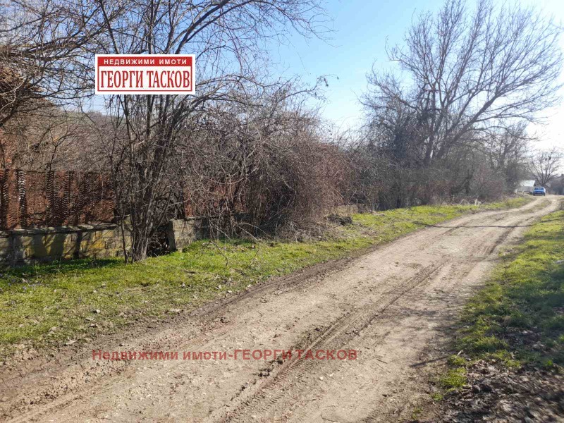 Продава КЪЩА, с. Старо село, област Силистра, снимка 2 - Къщи - 52681955