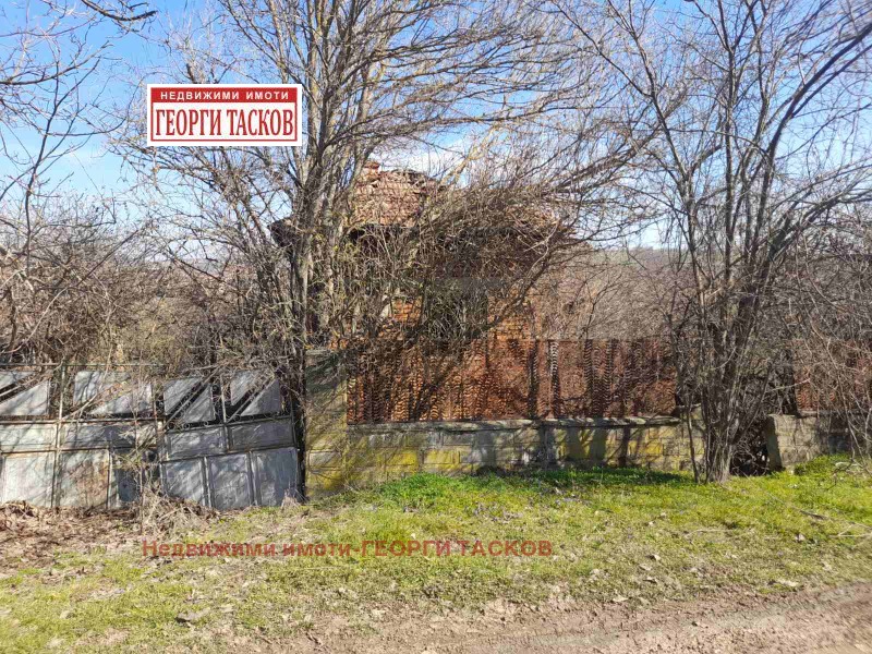 Продава КЪЩА, с. Старо село, област Силистра, снимка 3 - Къщи - 52681955