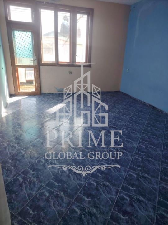 Продава КЪЩА, гр. Бургас, Долно Езерово, снимка 2 - Къщи - 54264876