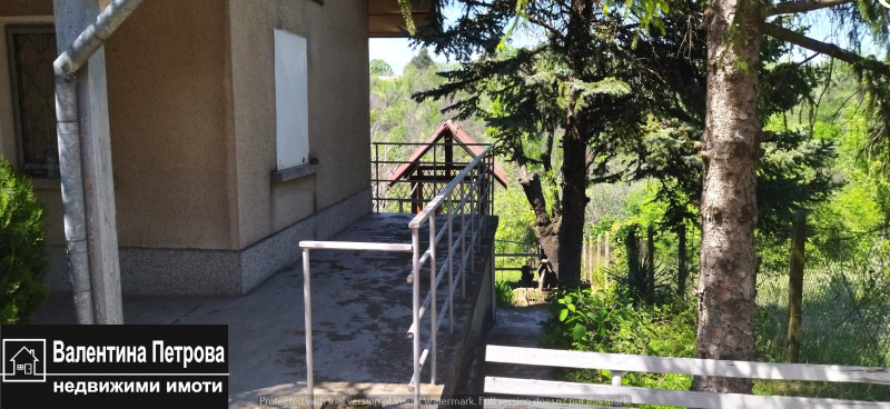 Продава ВИЛА, с. Мечка, област Русе, снимка 10 - Вили - 52468624