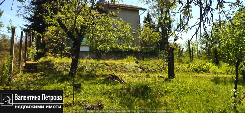 Продава ВИЛА, с. Мечка, област Русе, снимка 6 - Вили - 52468624