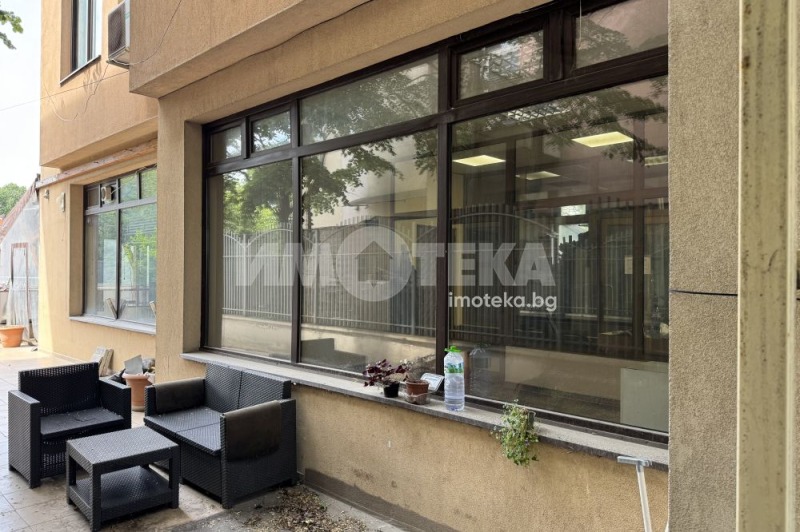 Eladó  Üzlet Sofia , Darvenica , 20 négyzetméter | 42171553