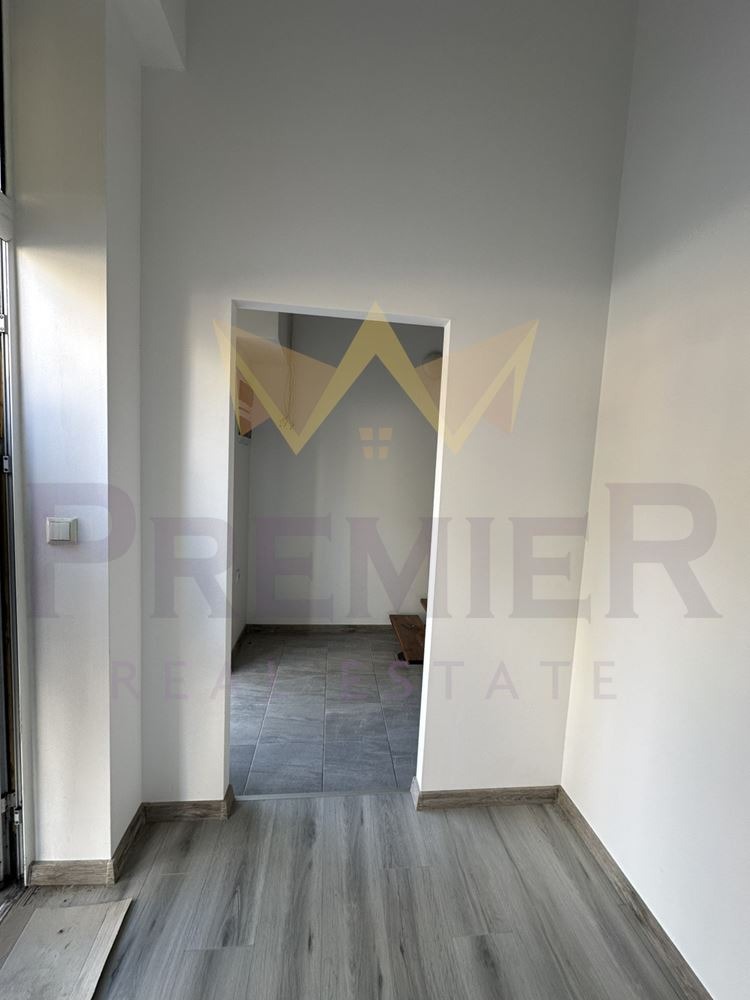 Продава МАГАЗИН, гр. Варна, Център, снимка 4 - Магазини - 53492826