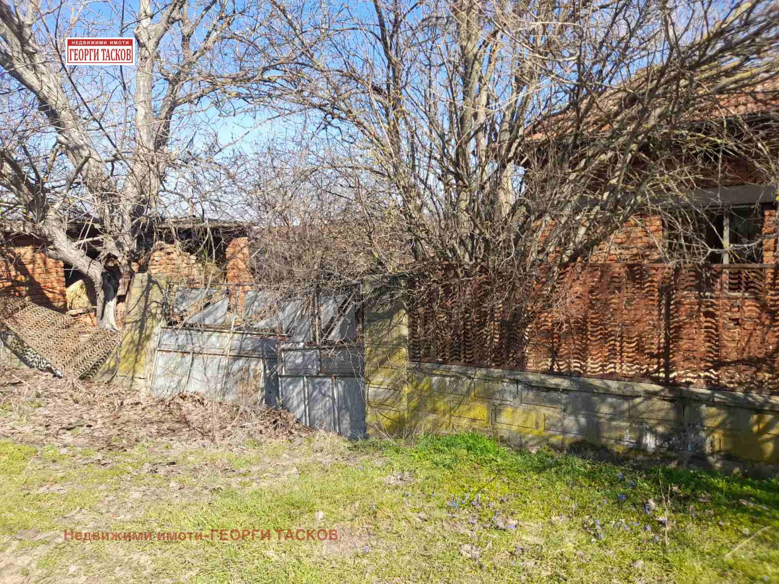 Продава КЪЩА, с. Старо село, област Силистра, снимка 2 - Къщи - 52681955