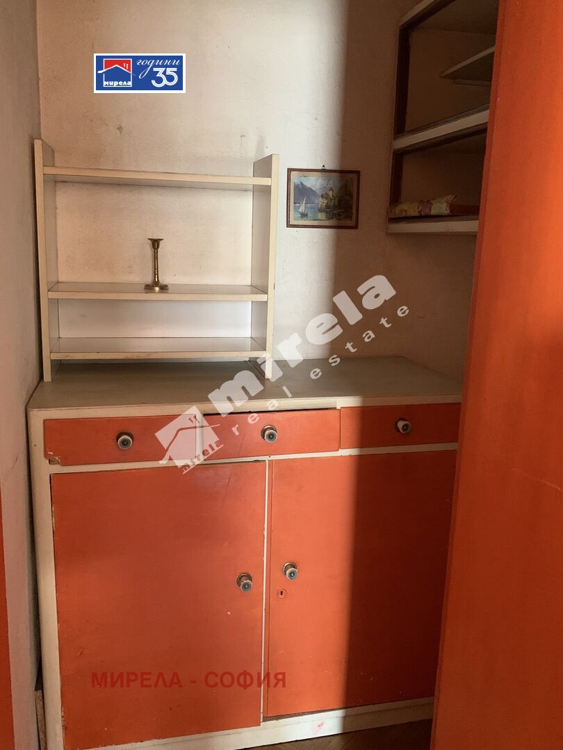 Продава КЪЩА, гр. София, Враждебна, снимка 7 - Къщи - 55204013