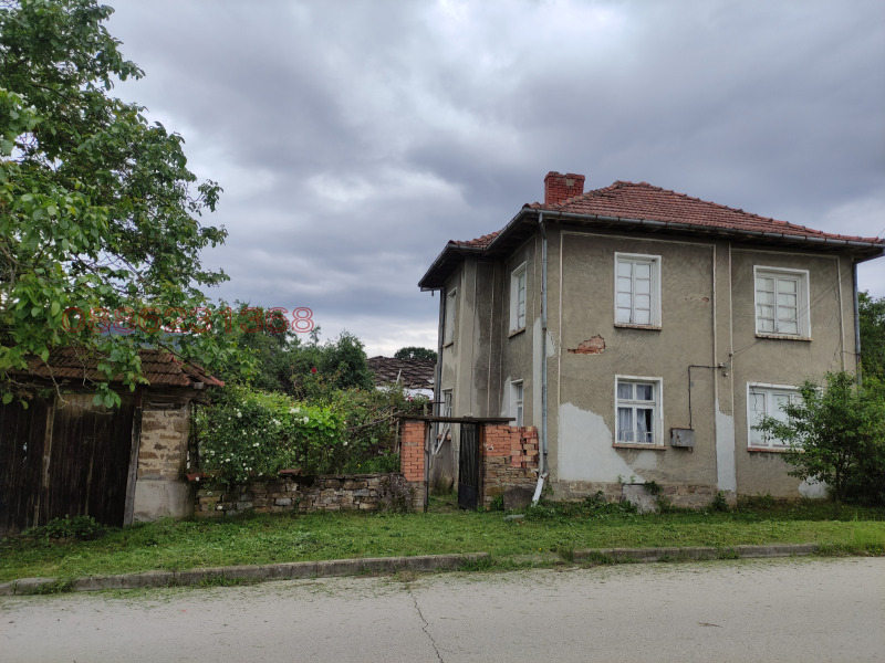 Продава КЪЩА в област Ловеч, с. Стефаново - 67 кв.м / 29 000 € » 56 719.07 лв.