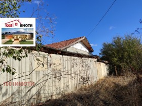 Продажба на имоти в с. Методиево, област Добрич - изображение 4 