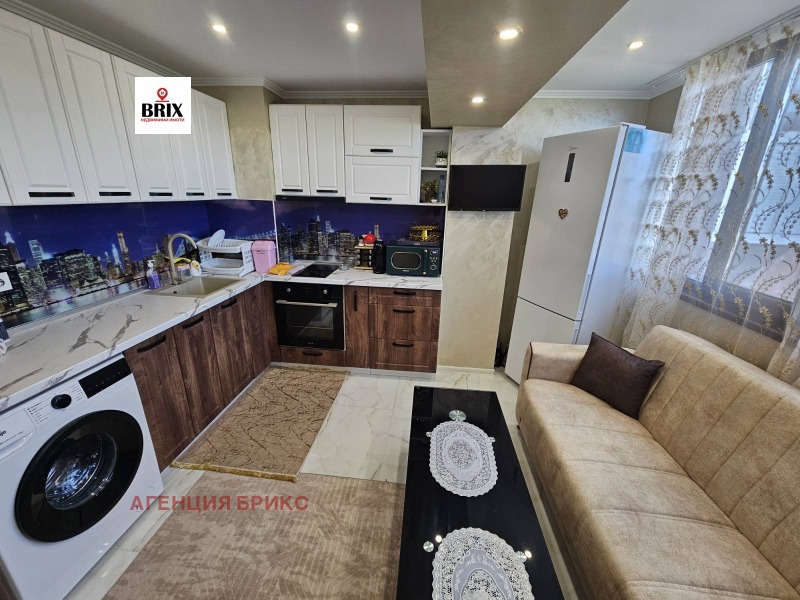 Продава 2-СТАЕН, гр. Русе, Чародейка - Север, снимка 4 - Апартаменти - 53266912