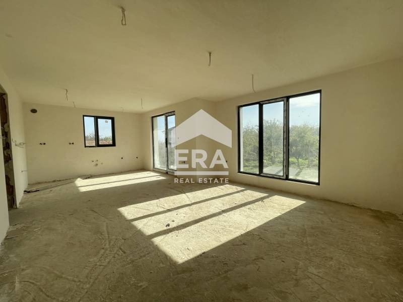 À venda  Casa Varna , m-t Aktchelar , 182 m² | 64512372 - imagem [8]