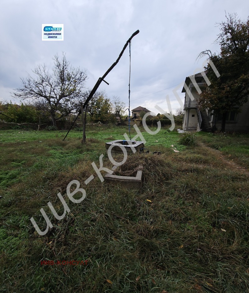 Продава КЪЩА, с. Ресен, област Велико Търново, снимка 11 - Къщи - 52363081