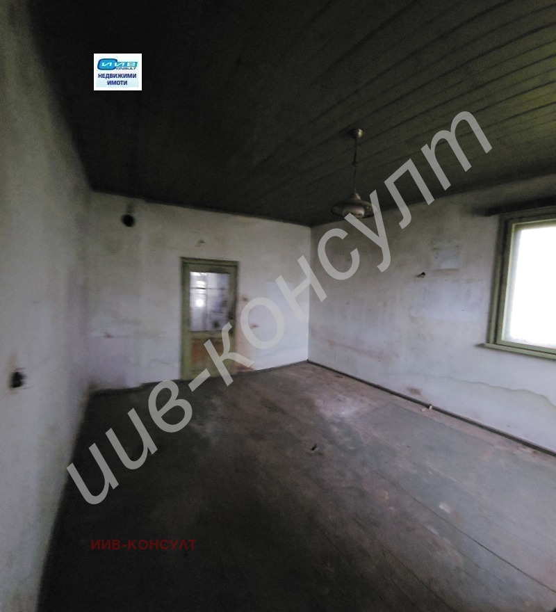 Продава КЪЩА, с. Ресен, област Велико Търново, снимка 5 - Къщи - 52363081