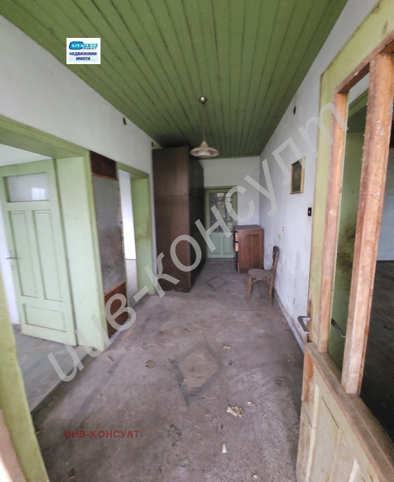 Продава КЪЩА, с. Ресен, област Велико Търново, снимка 3 - Къщи - 52363081