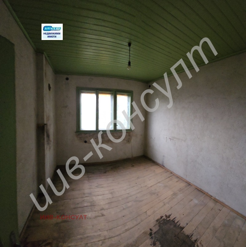 Продава КЪЩА, с. Ресен, област Велико Търново, снимка 8 - Къщи - 52363081