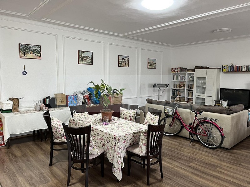 Продава КЪЩА, с. Крушари, област Добрич, снимка 4 - Къщи - 53558933