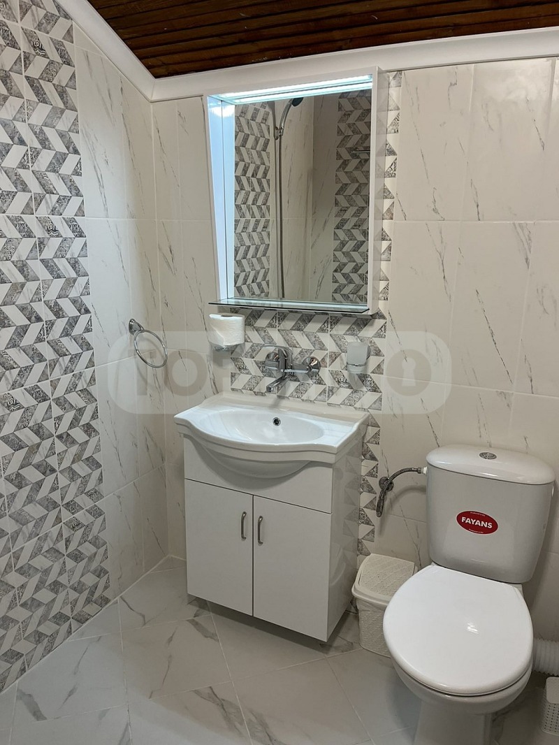 Продава КЪЩА, с. Крушари, област Добрич, снимка 7 - Къщи - 53558933