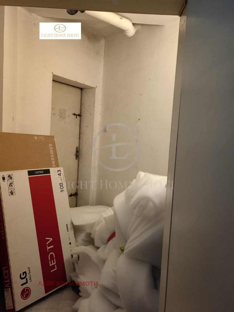 Na prodej  Prodejna Plovdiv , Proslav , 208 m2 | 95888186 - obraz [8]