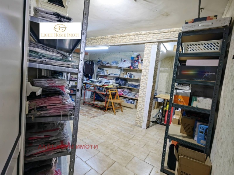 Na prodej  Prodejna Plovdiv , Proslav , 208 m2 | 95888186 - obraz [4]