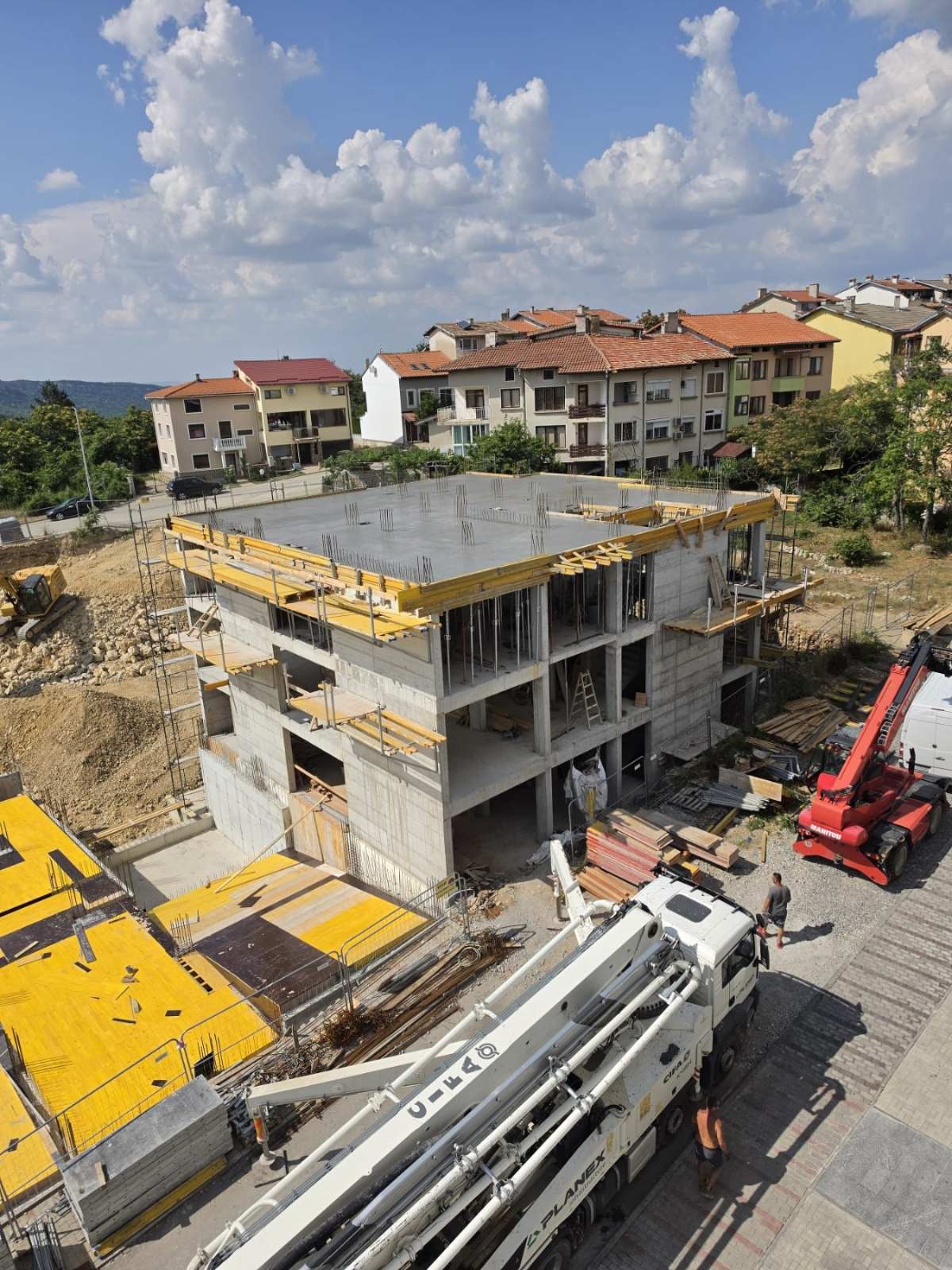 Продава 3-СТАЕН, гр. Велико Търново, Картала, снимка 3 - Апартаменти - 55543175