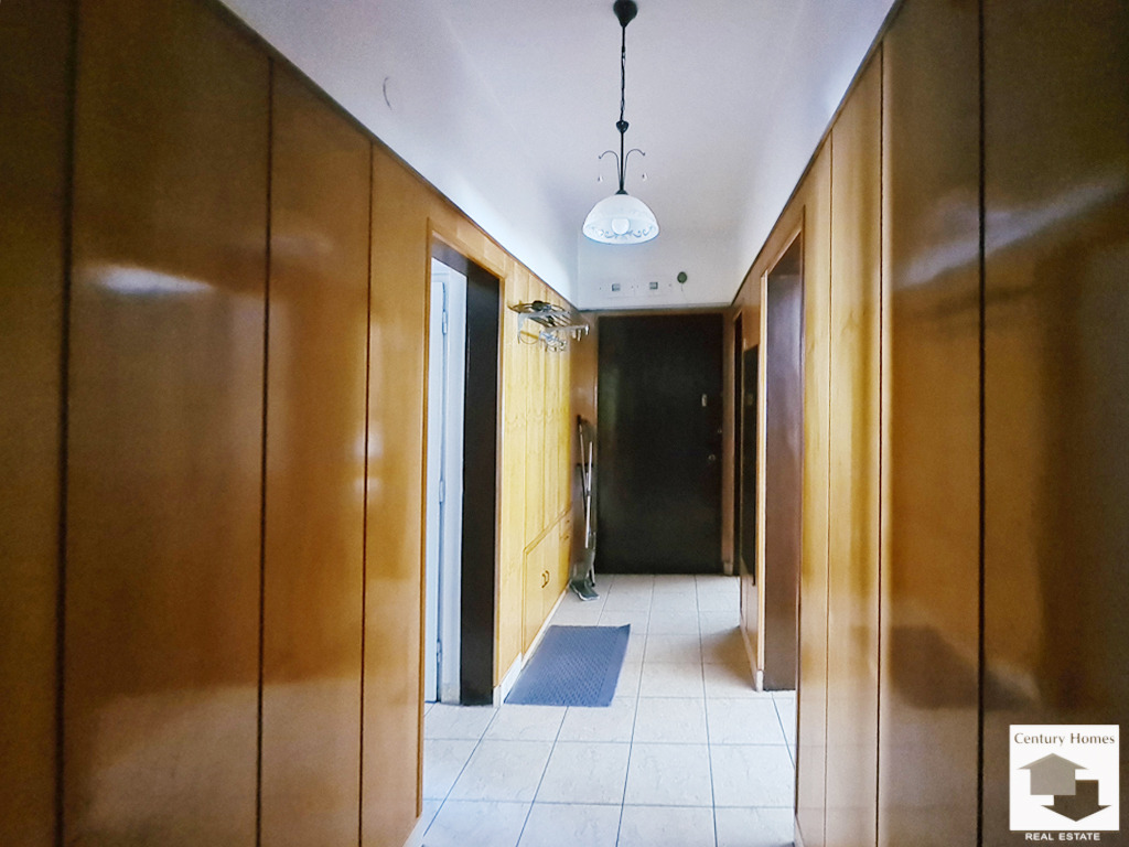 Продава МНОГОСТАЕН, гр. Велико Търново, Център, снимка 15 - Апартаменти - 54342720