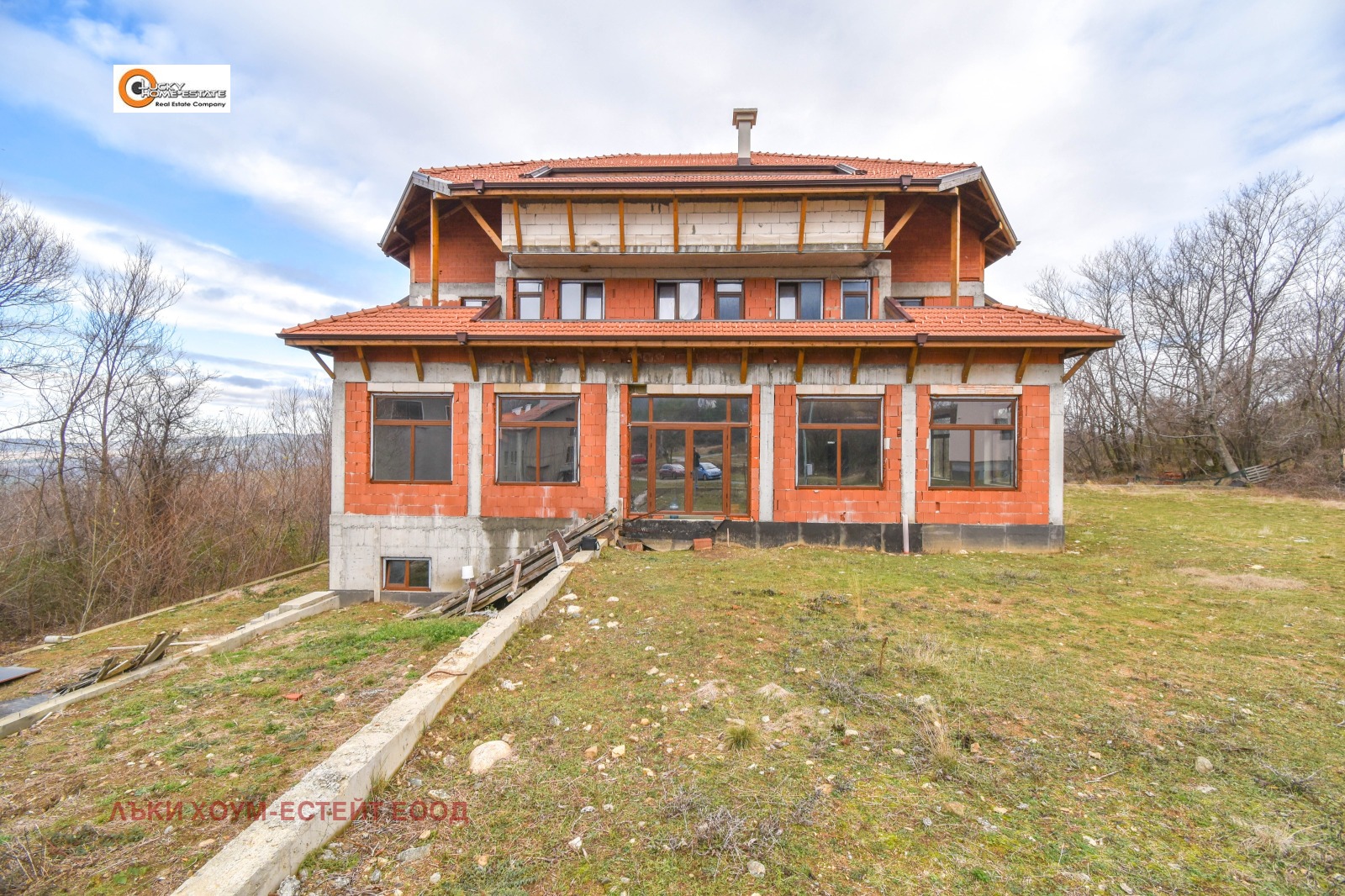 Продава КЪЩА, гр. Сапарева баня, област Кюстендил, снимка 2 - Къщи - 52990611