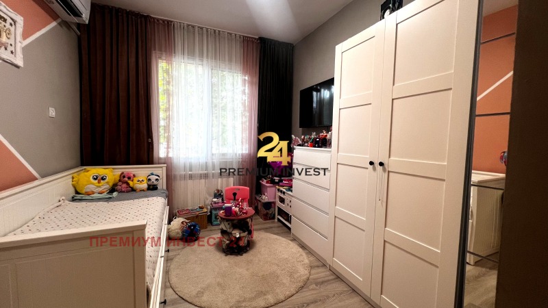 De vânzare  3 dormitoare Plovdiv , Ciuciuc Parij , 80 mp | 38417925 - imagine [8]