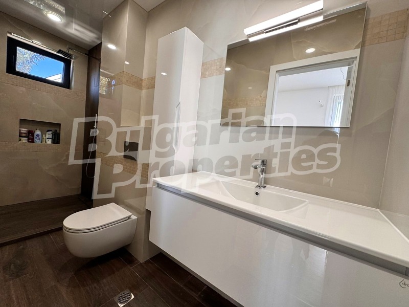 Продава 4-СТАЕН, гр. Варна, Бриз, снимка 9 - Апартаменти - 53247884