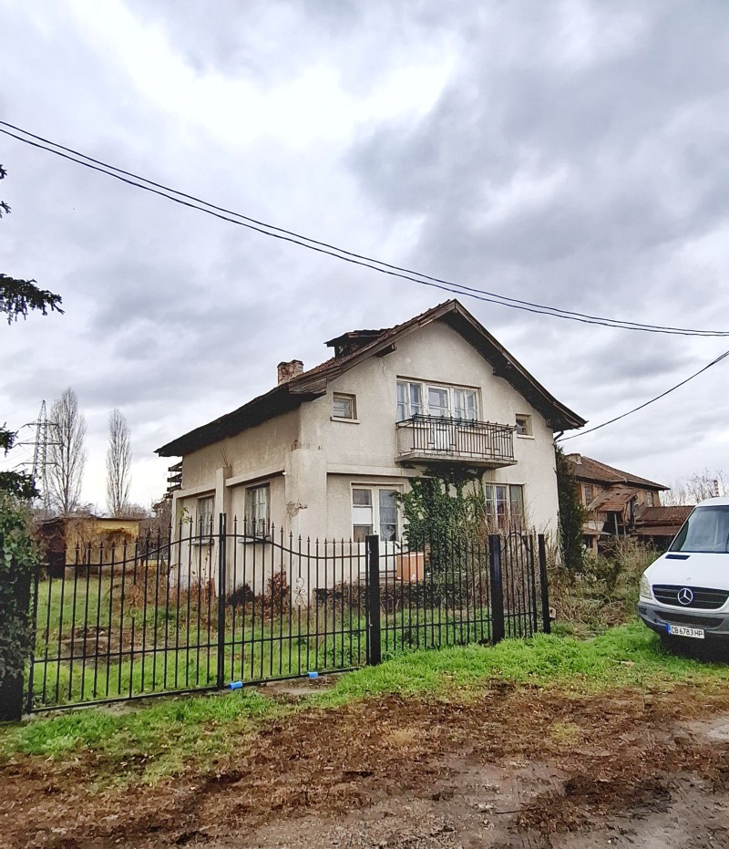 Продава  Къща град София , СПЗ Модерно предградие , 200 кв.м | 31654799