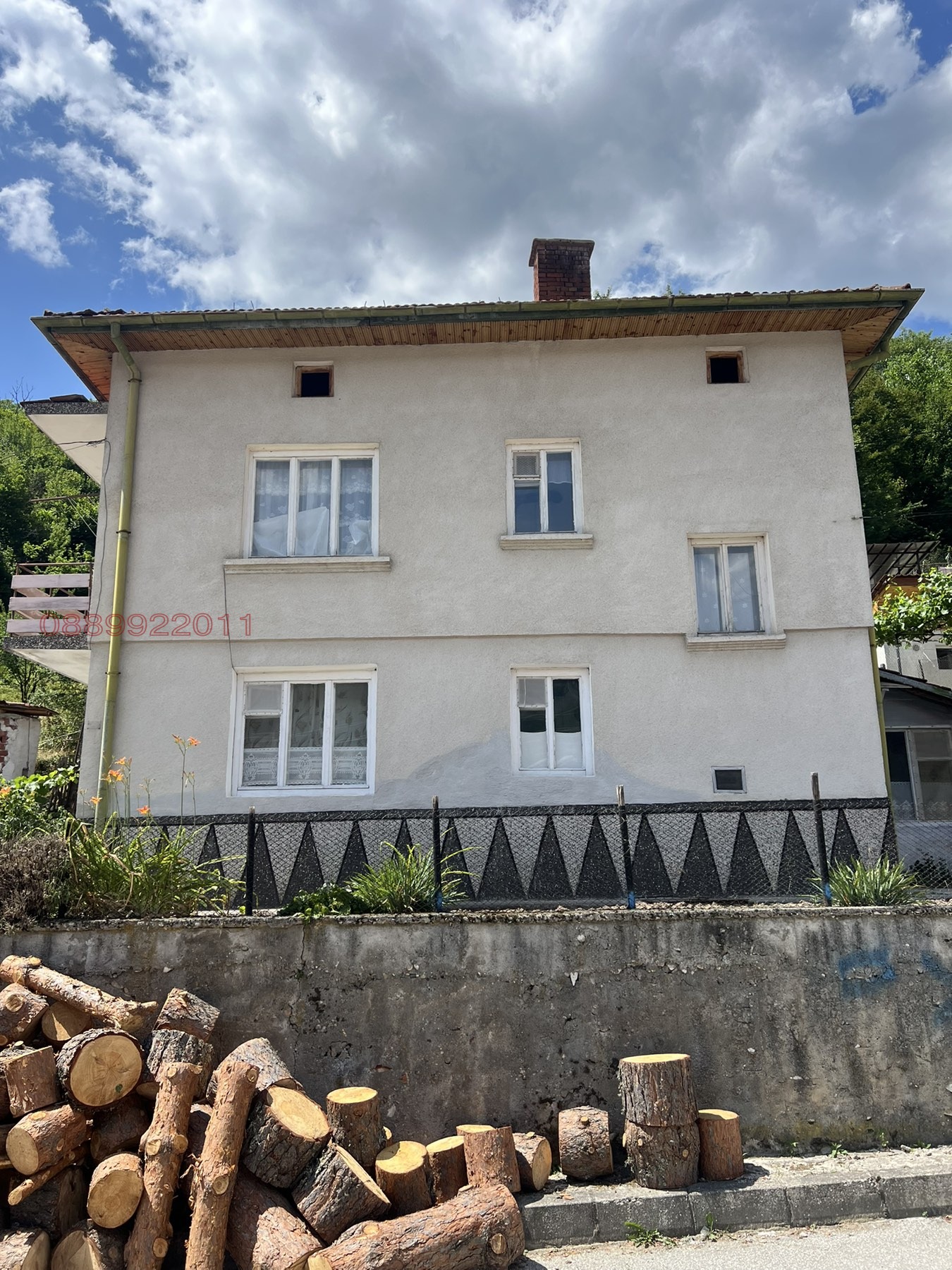 Продава КЪЩА, гр. Девин, област Смолян, снимка 2 - Къщи - 54324733