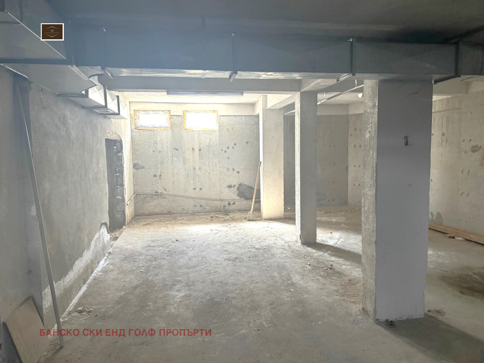 Продава ГАРАЖ, ПАРКОМЯСТО, гр. Банско, област Благоевград, снимка 2 - Гаражи и паркоместа - 47434172