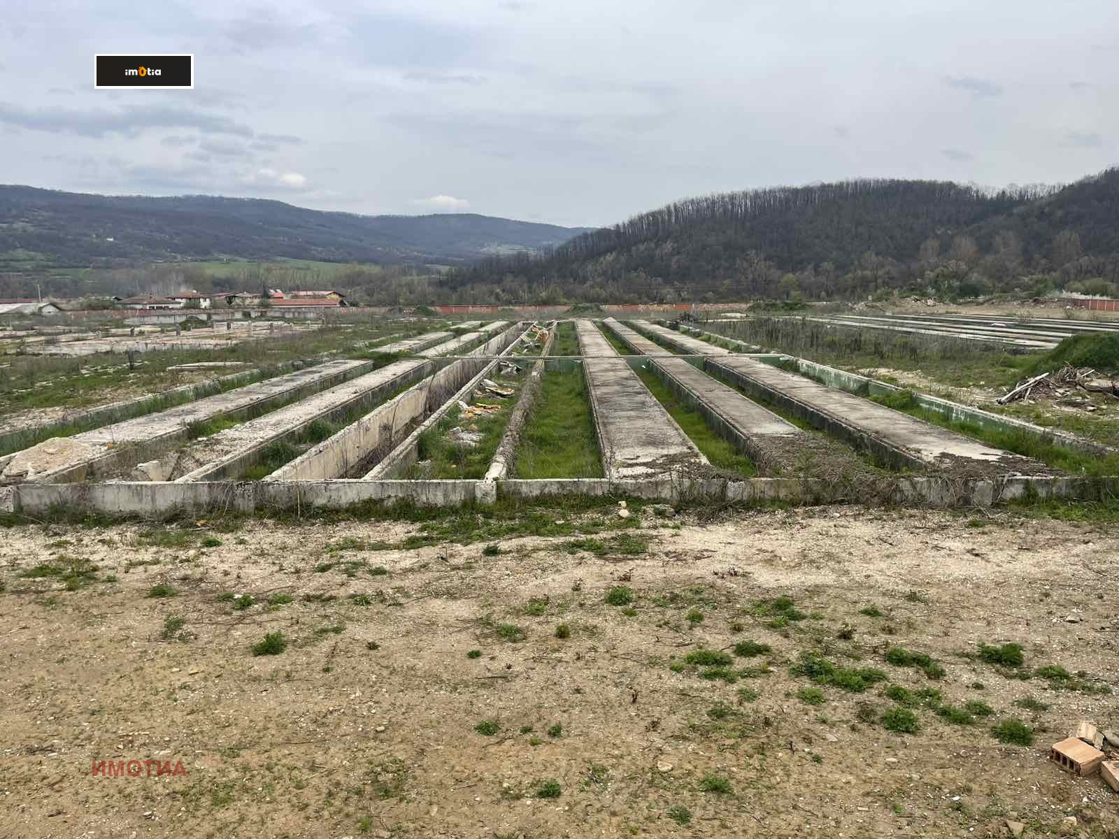 Продава ПАРЦЕЛ, гр. Троян, област Ловеч, снимка 13 - Парцели - 54201238