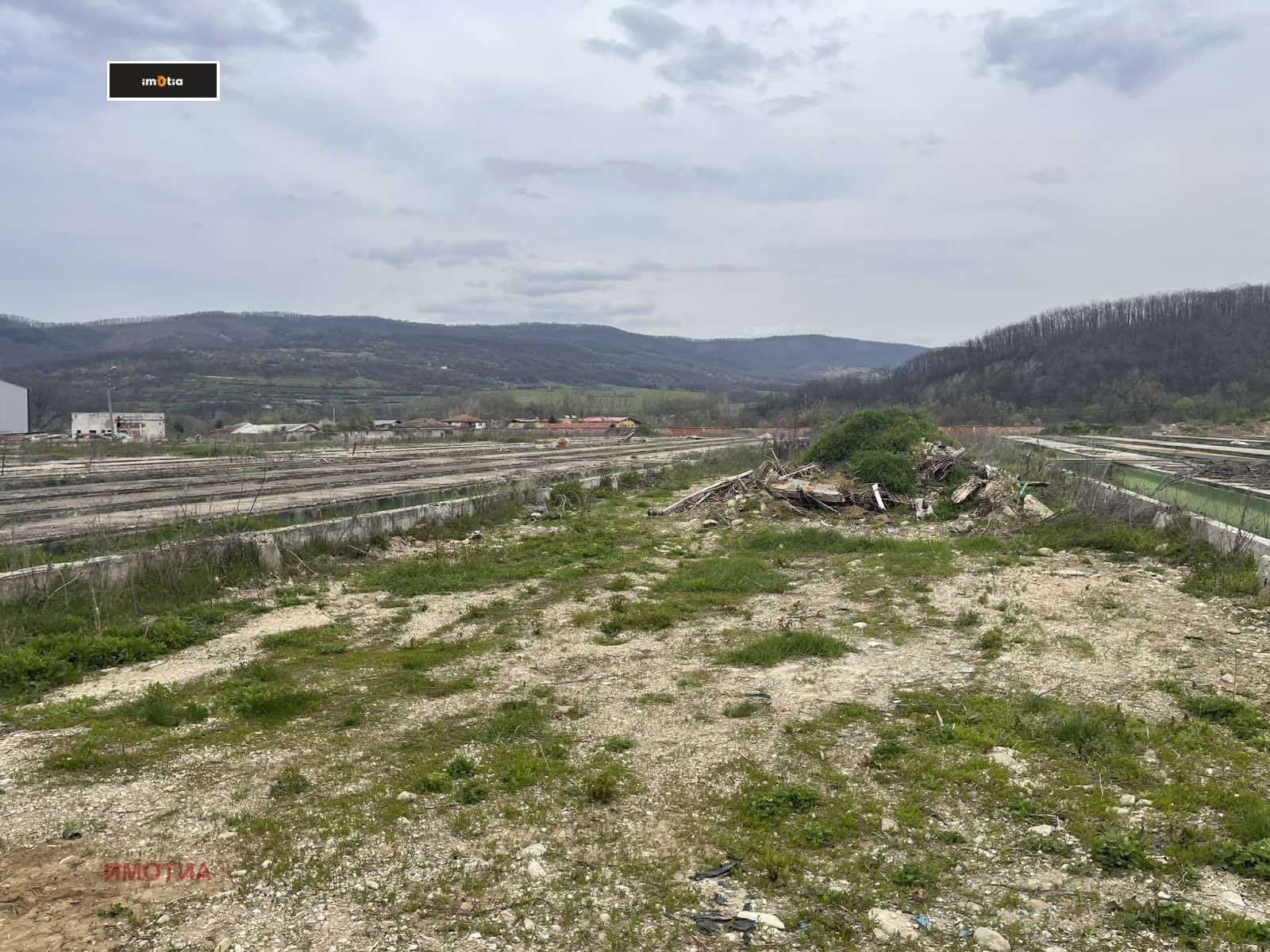 Продава ПАРЦЕЛ, гр. Троян, област Ловеч, снимка 14 - Парцели - 54201238