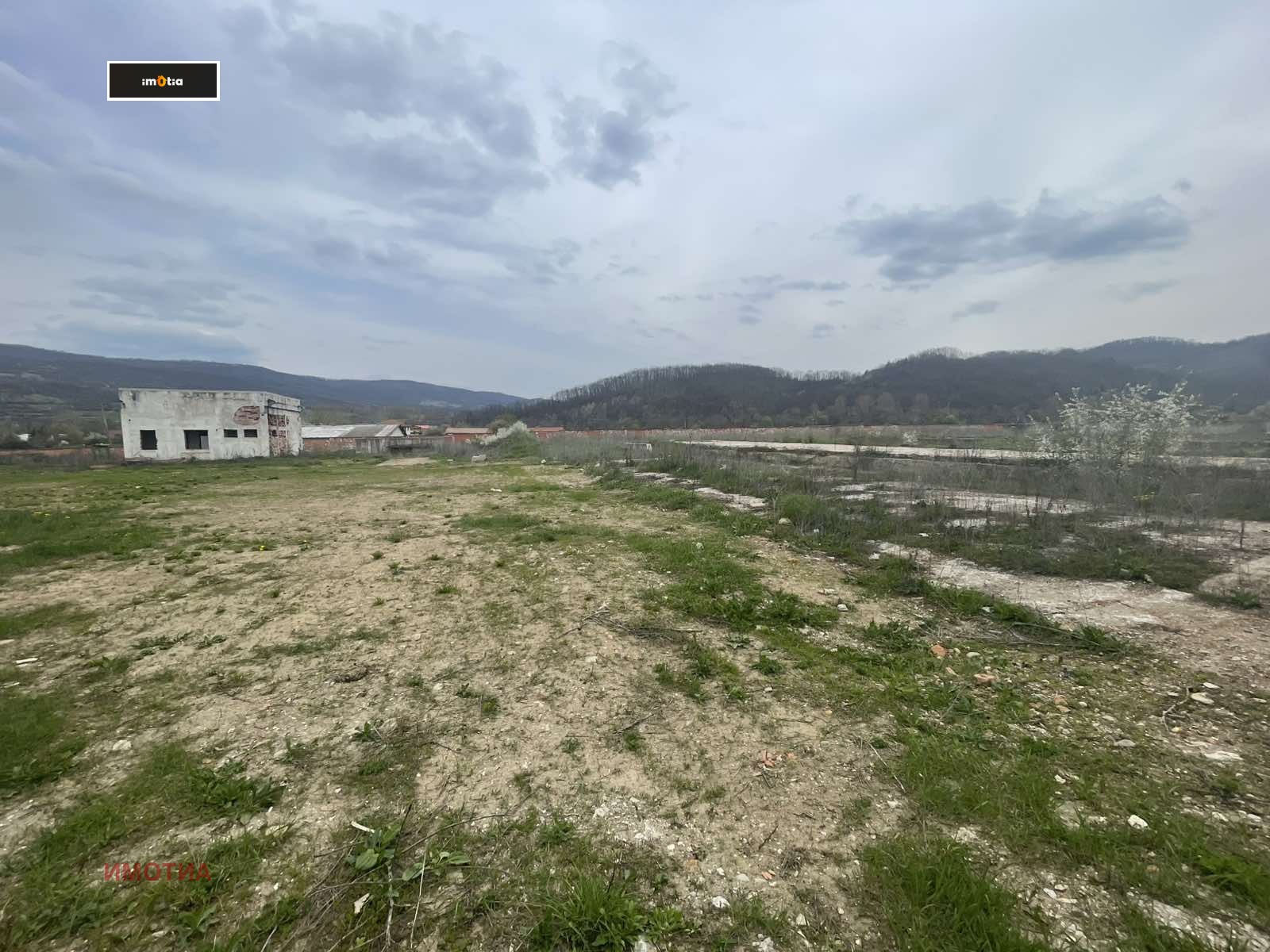 Продава ПАРЦЕЛ, гр. Троян, област Ловеч, снимка 7 - Парцели - 54201238
