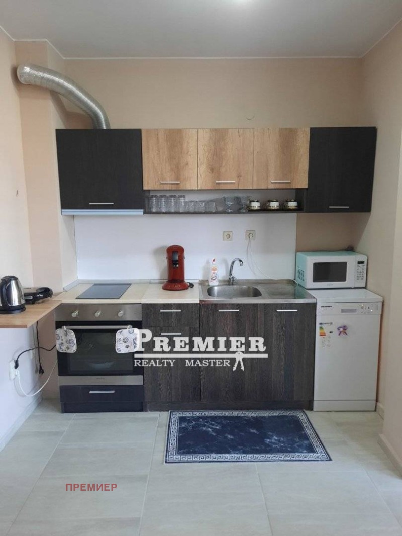 Продава 3-СТАЕН в област Добрич, с. Рогачево - 75 кв.м / 89 000 € » 174 068.87 лв., ПРЕМИЕР