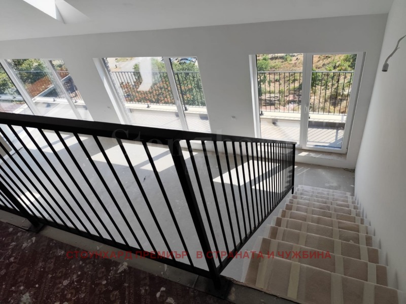 À venda  Casinha Varna , Izgrev , 197 m² | 46456323 - imagem [2]