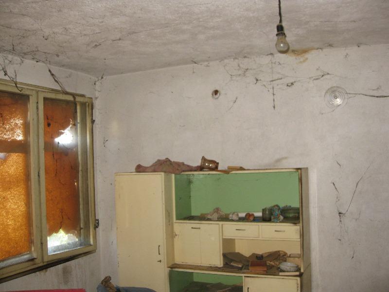Продава  Етаж от къща област Пазарджик , с. Ивайло , 109 кв.м | 35742380 - изображение [2]