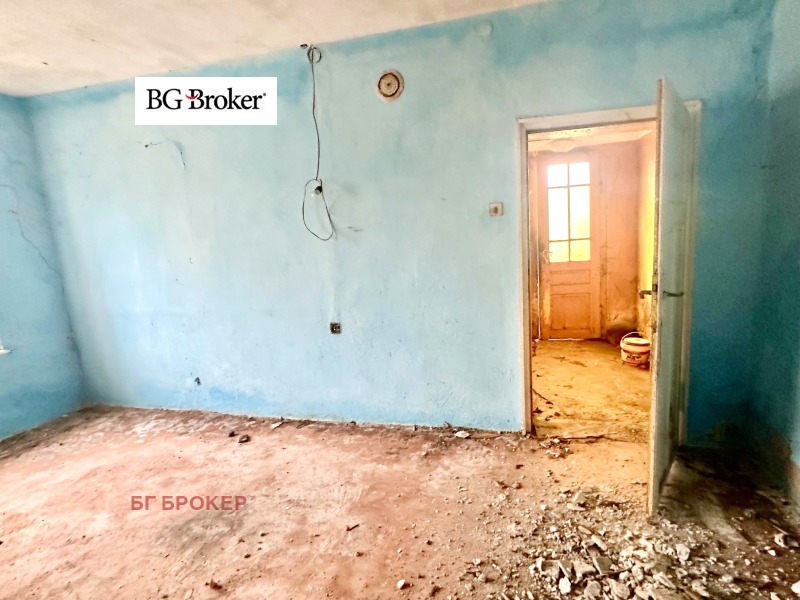 Продава КЪЩА, с. Черни връх, област Бургас, снимка 9 - Къщи - 52513292