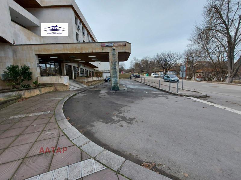 Продава  Хотел област Разград , гр. Лозница , 5200 кв.м | 72197959 - изображение [4]