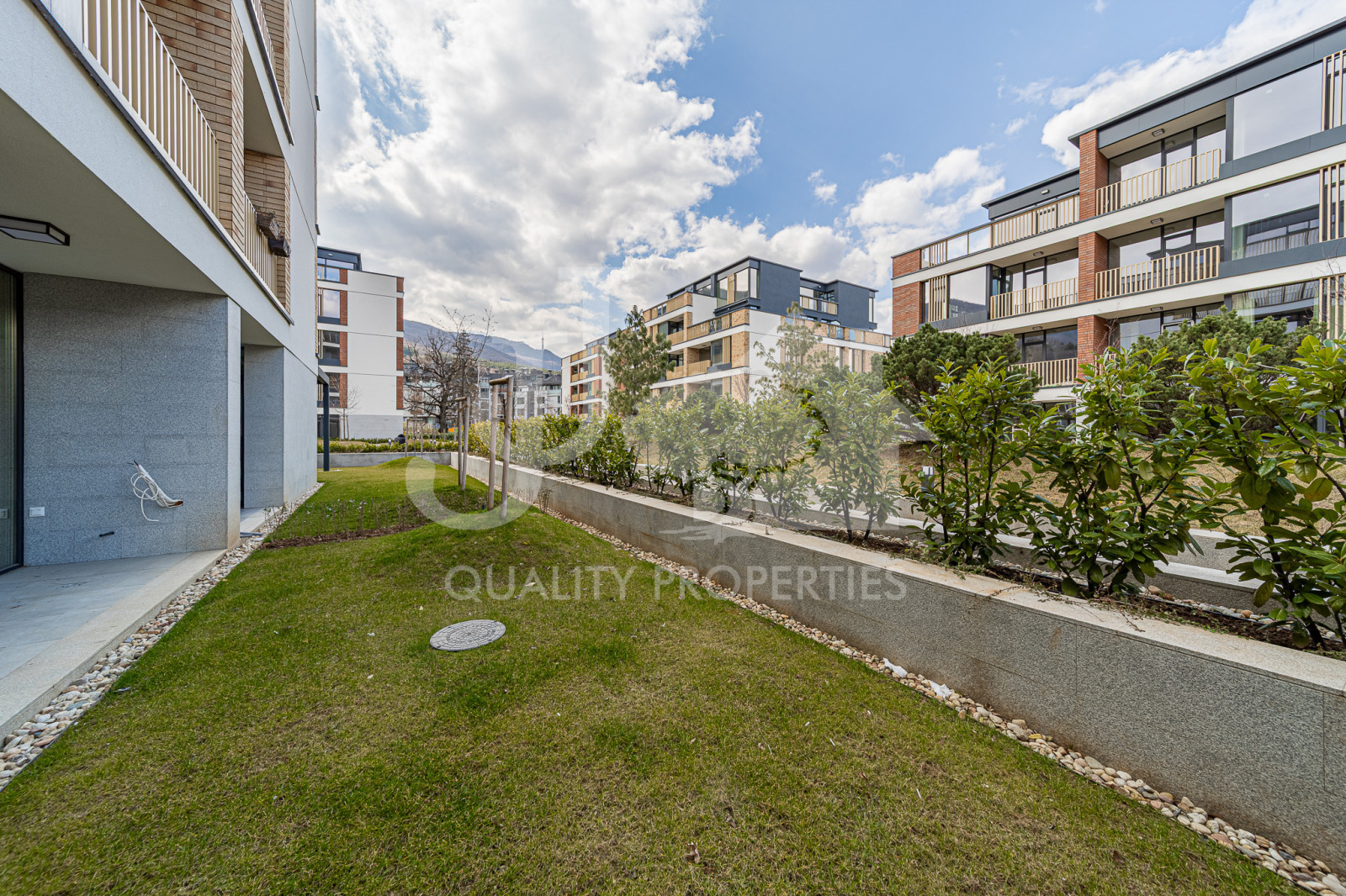 Продава 2-СТАЕН, гр. София, Бояна, снимка 2 - Апартаменти - 53974654