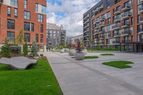 Продава 3-стаен град София Красно село - [1] 