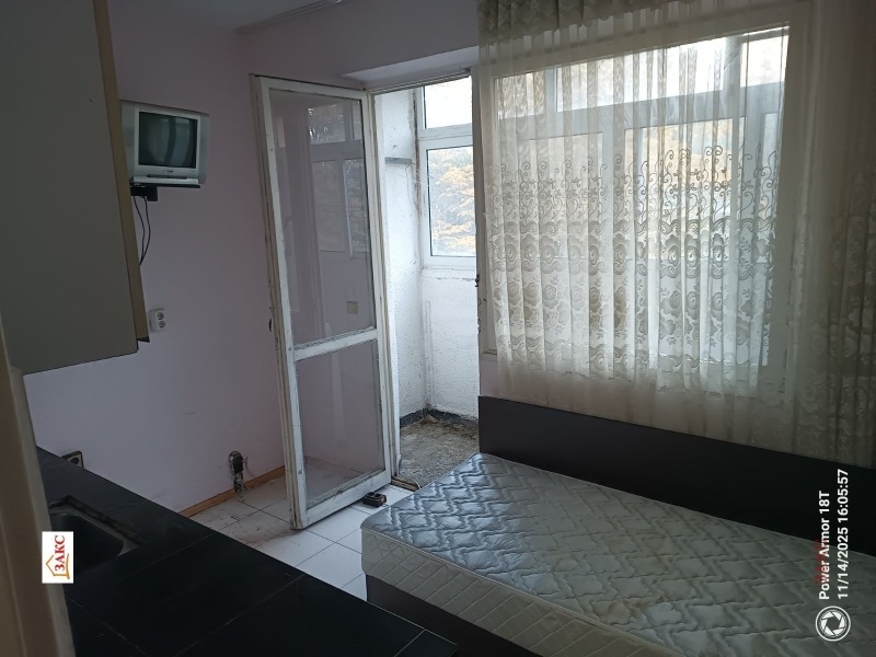 Продава 1-СТАЕН, гр. Кърджали, Възрожденци, снимка 2 - Апартаменти - 52224911