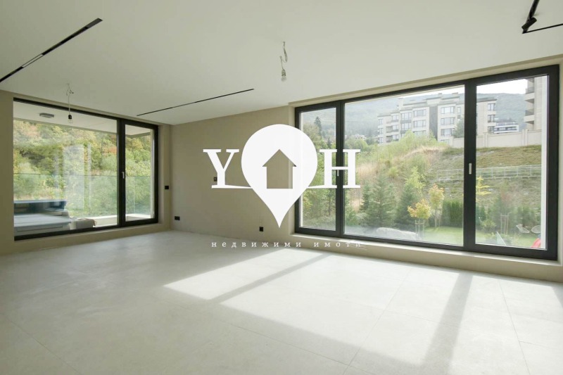 Продаја  2 спаваће собе Софија , Бојана , 108 м2 | 74653036