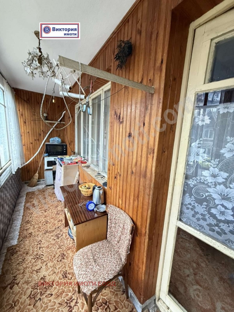 Продава 4-СТАЕН, гр. Велико Търново, Център, снимка 2 - Апартаменти - 52747589