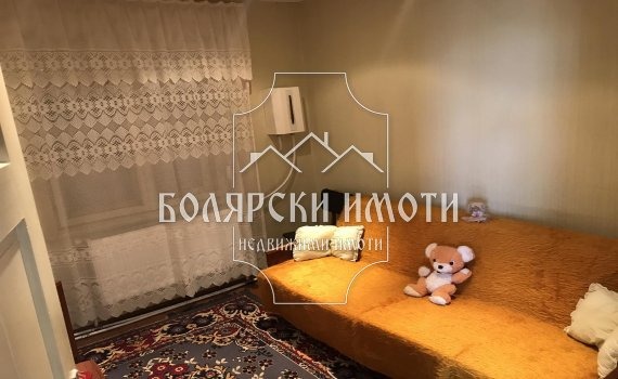 Продава КЪЩА, с. Ресен, област Велико Търново, снимка 13 - Къщи - 42020599