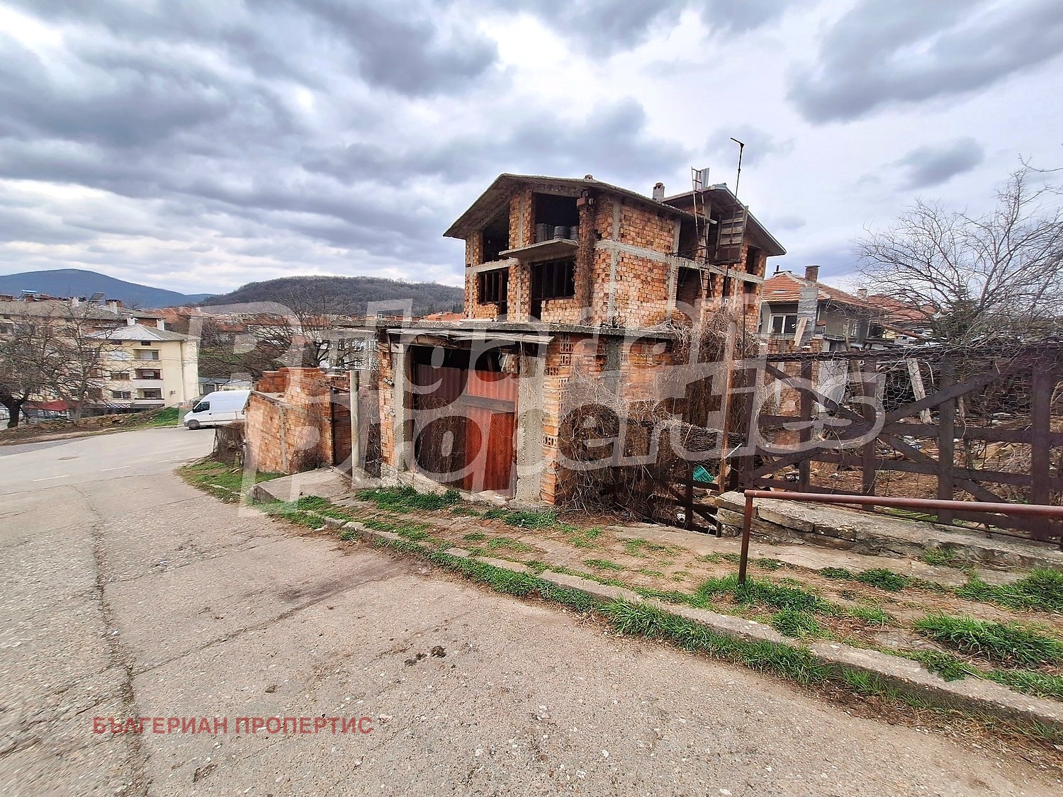 Продава КЪЩА, гр. Дряново, област Габрово, снимка 5 - Къщи - 54027033