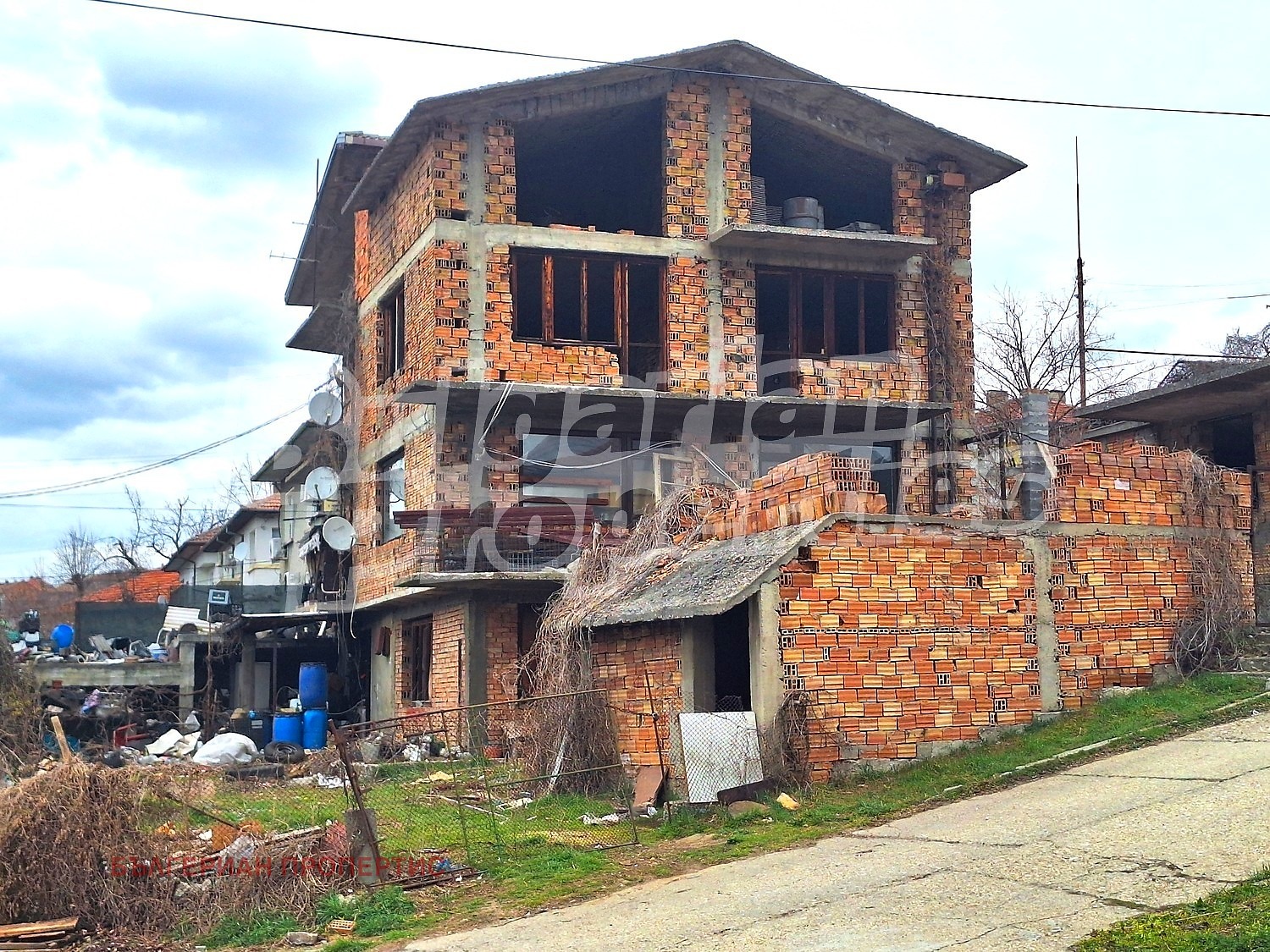 Продава КЪЩА, гр. Дряново, област Габрово