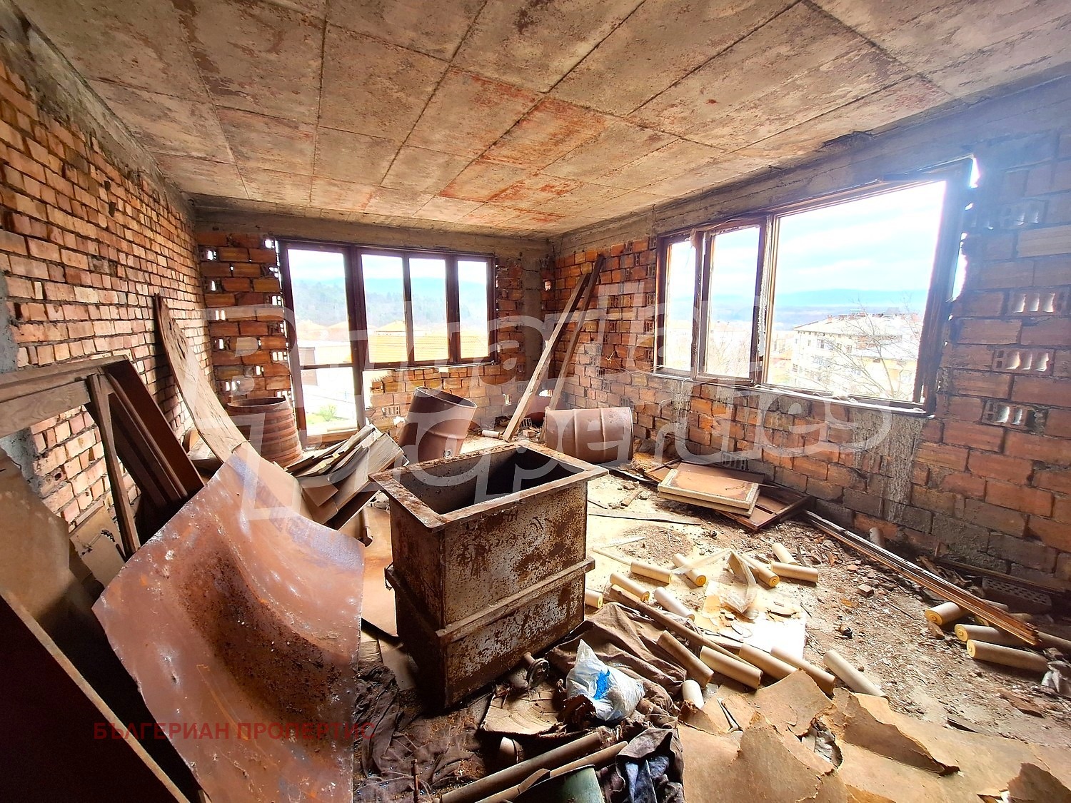 Продава КЪЩА, гр. Дряново, област Габрово, снимка 2 - Къщи - 54027033