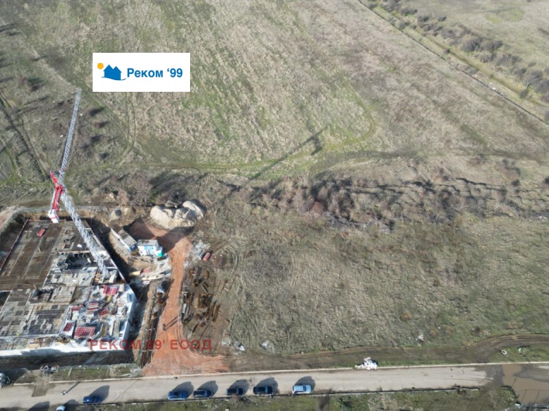 Продава ПАРЦЕЛ в град София, Левски Г - 3636 кв.м / 435 000 € » 850 786.05 лв., РЕКОМ 99' ЕООД