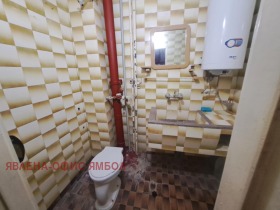 1 quarto Diana, Iambol 14