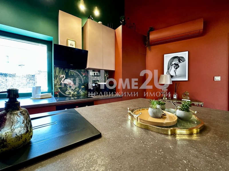 Продава  3-стаен град София , Център , 95 кв.м | 12195953
