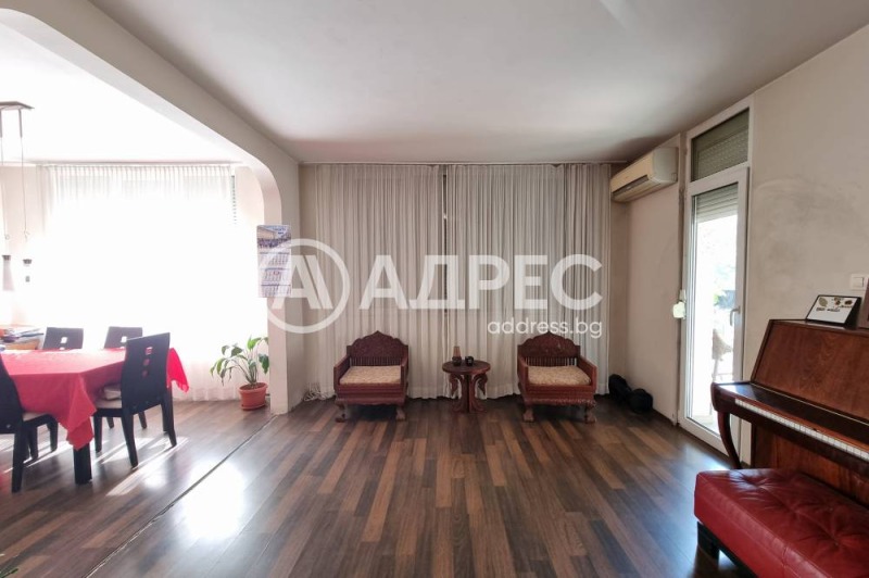 Продава МНОГОСТАЕН, гр. София, Мусагеница, снимка 7 - Апартаменти - 53083118